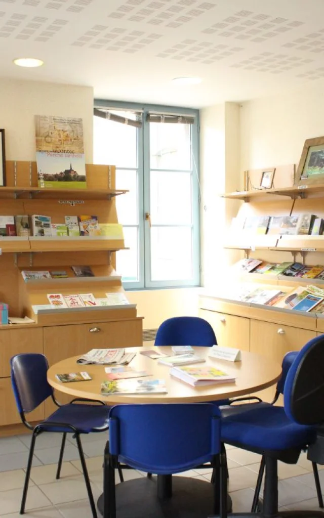 Office De Tourisme Interieur 1200x800 1